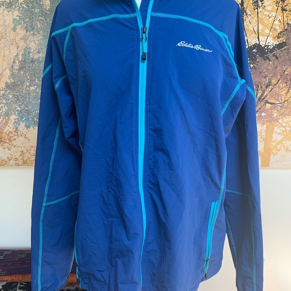 Eddie Bauer - Picture 6 of 8